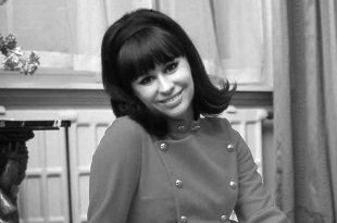 Astrud Gilberto